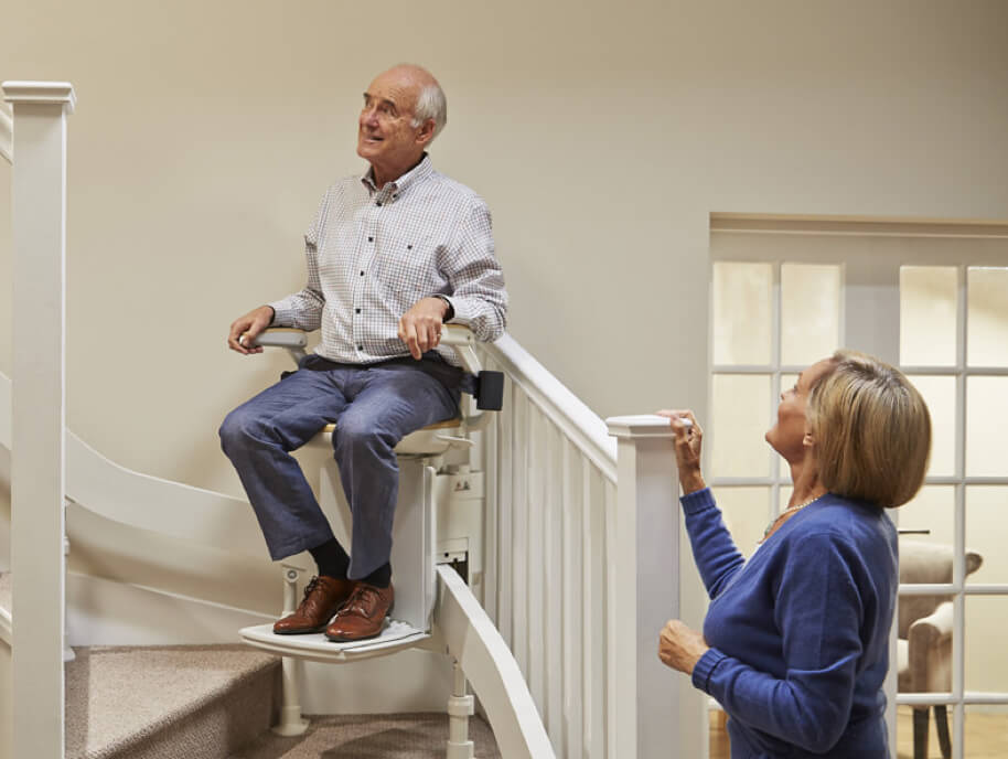 Acorn Stairlift hinged rail option